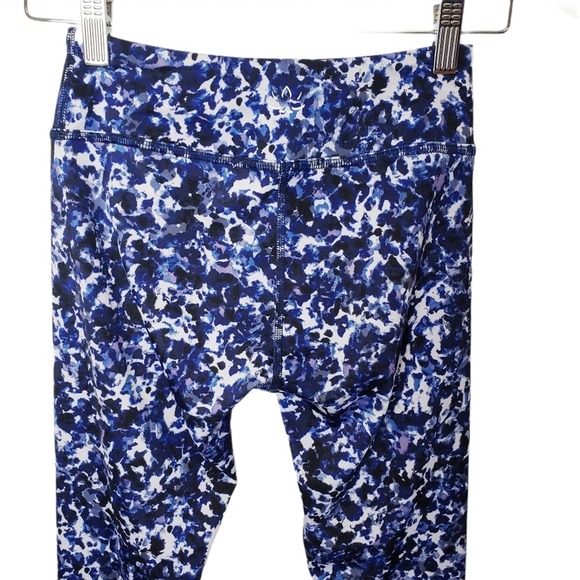 Beyond Yoga Small Watercolors Multi Crop Leggings Workout Mid Rise Made In USA - Picture 6 of 6